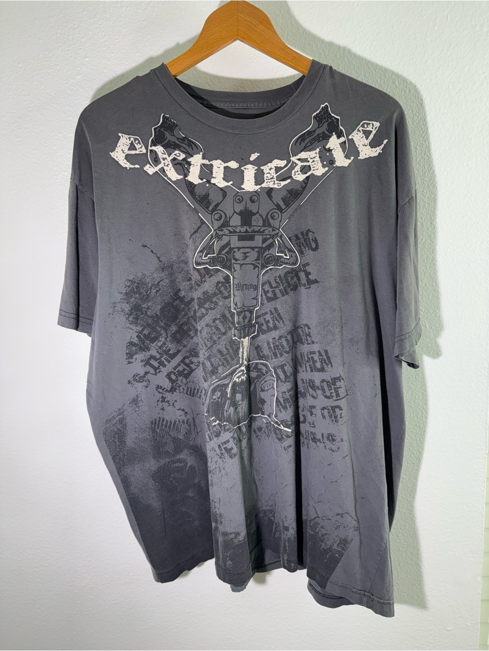 Men's Y2K Gray Graphic T-Shirt